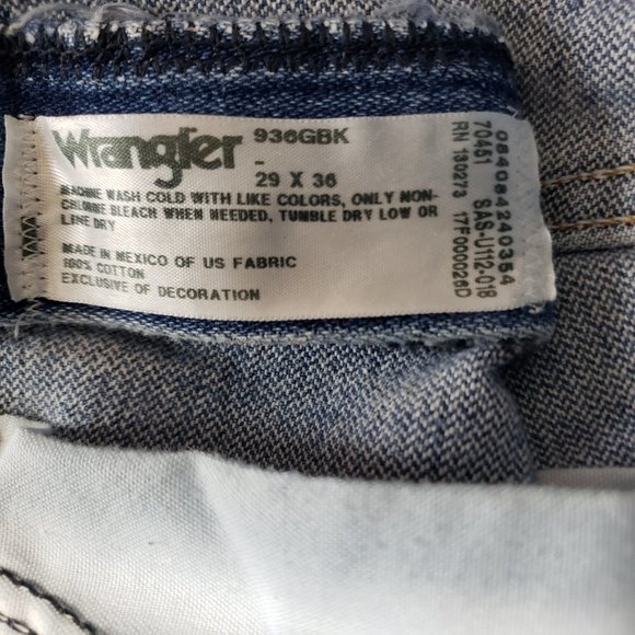 Wrangler Women's Straight Leg Jeans - Blue - Picture 6 of 9